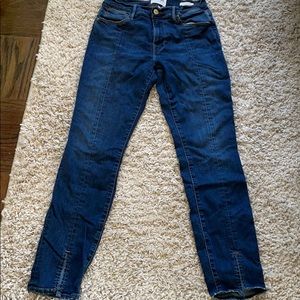 FRAME Le High skinny with split hem